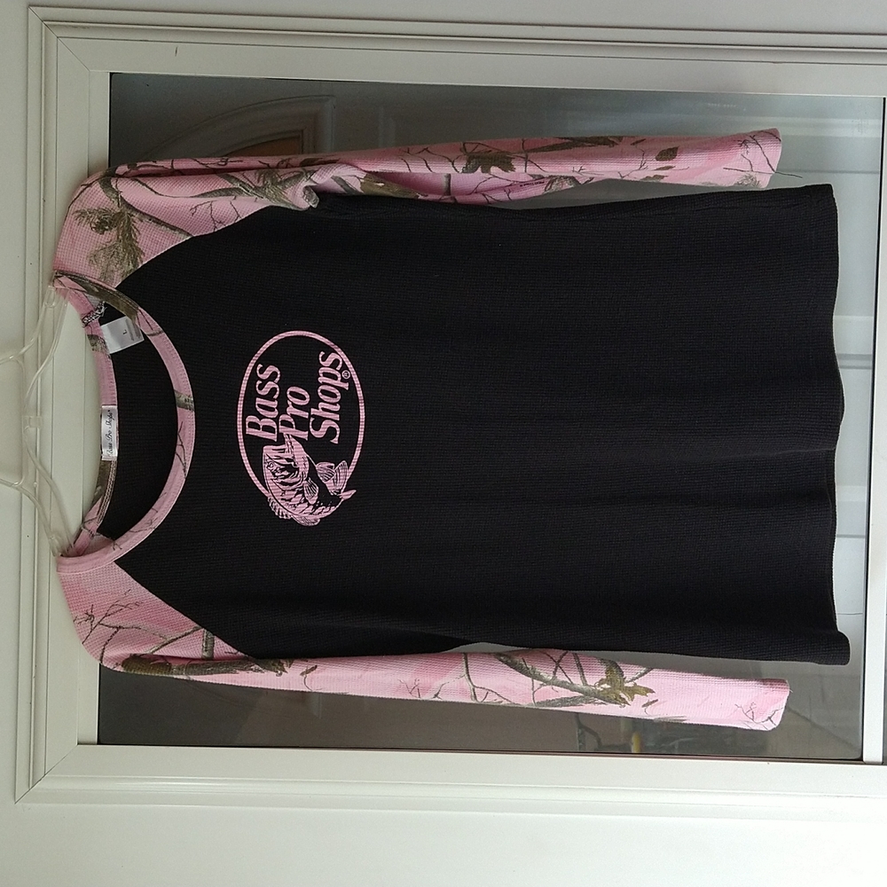 Bass pro thermal large pink camo